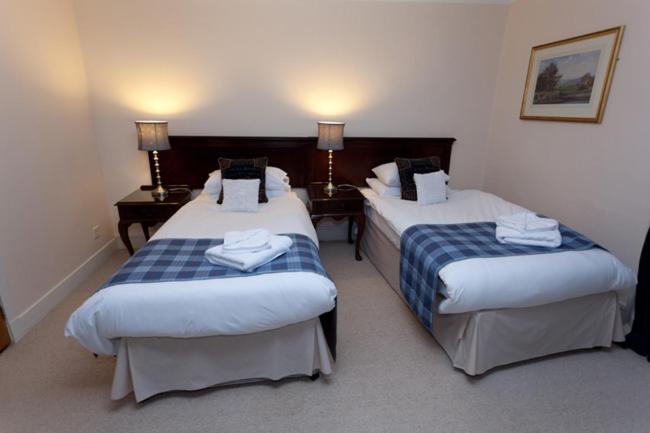 Bennachie Lodge Hotel Kemnay Стая снимка